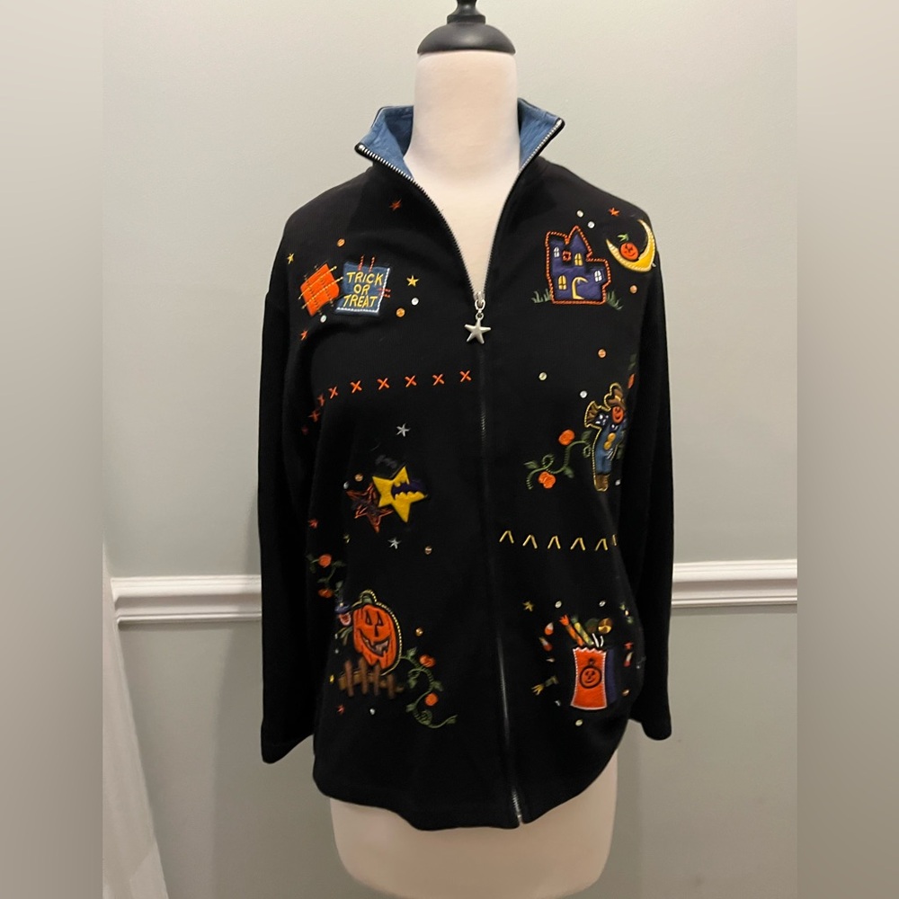 Hampshire studio women’s black Halloween sweater